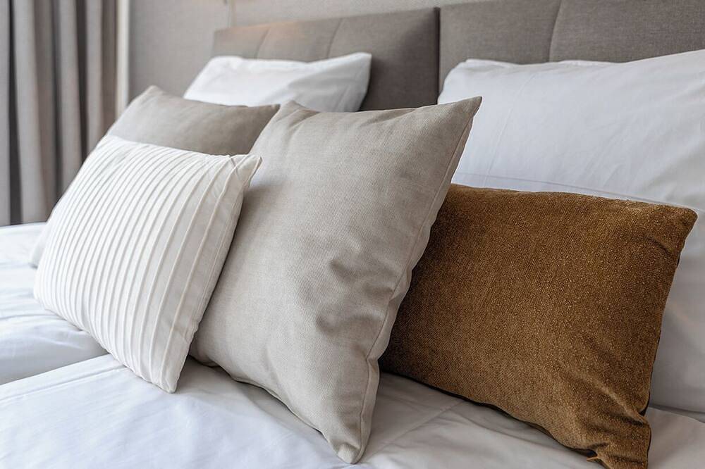 Geheel appartement, Ervaar comfort en rust in deze rustige kamer vlakbij de Universiteit van Tilburg. Ideaal voor studenten of reizigers, met een flexibel hotelbed voor 1–2 gasten, voor een betaalbaar en ontspannen verblijf in Tilburg. in Tilburg, Noord-Brabant