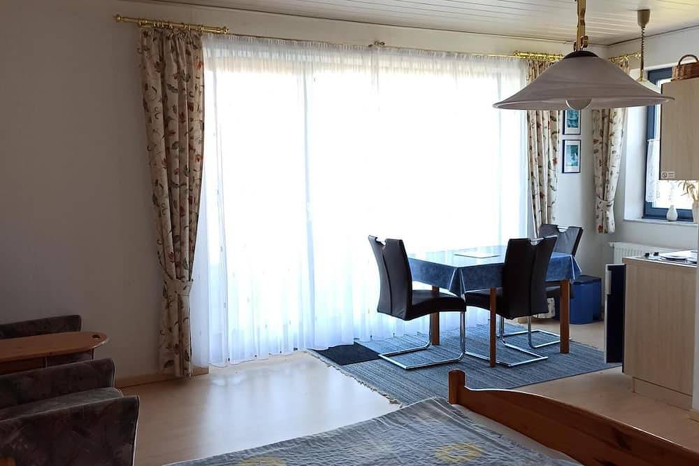 Ganze Wohnung, Ferienwohnung mit Terrasse für 2 Personen in Boiensdorf, Neuburg
