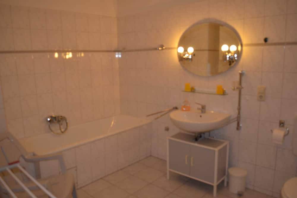 Entire apartment, Apartment 4 Ehlers - Apartments Ehlers-Bastelstudio in Bad Bevensen, Landkreis Uelzen