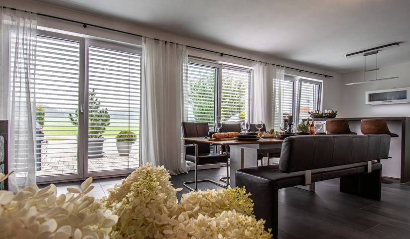 Ferienwohnung für 8 Personen, mit Garten und Ausblick, mit Haustier
