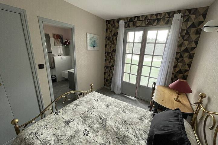 4 bedroom house in the heart of the pine forest with swimming pool in Lézignan-Corbières, Mittelmeerküste (Frankreich)
