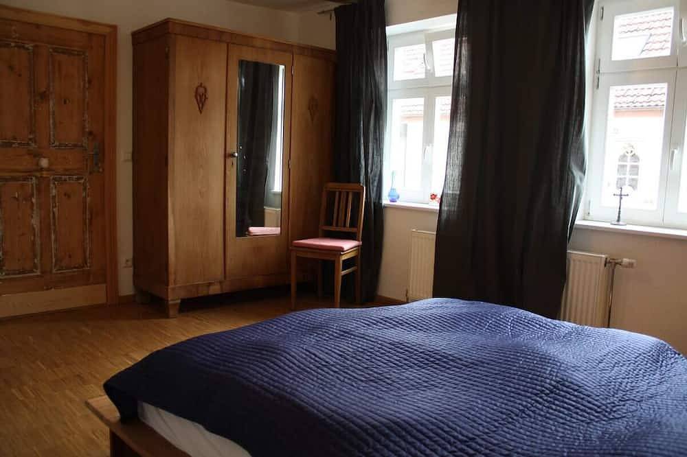 Gemütliches Ferienhaus mit Seeblick und Garten. Zur Badestelle nur 2 Minuten! in Fürsterwerder, Nordwestuckermark