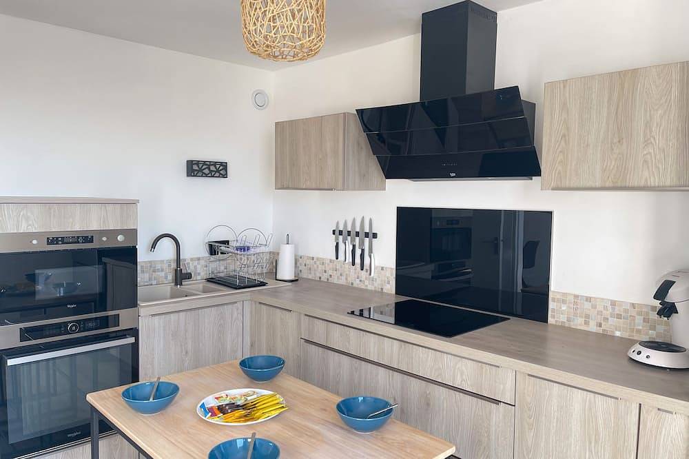 Ganze Wohnung, L'Horizon-Apartment-Standard-Ensuite Bad-Blick zur Meerseite in Calais, Calais und Umgebung