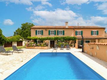 Ferienhaus für 9 Personen, mit Garten und Terrasse, mit Haustier in Barban
