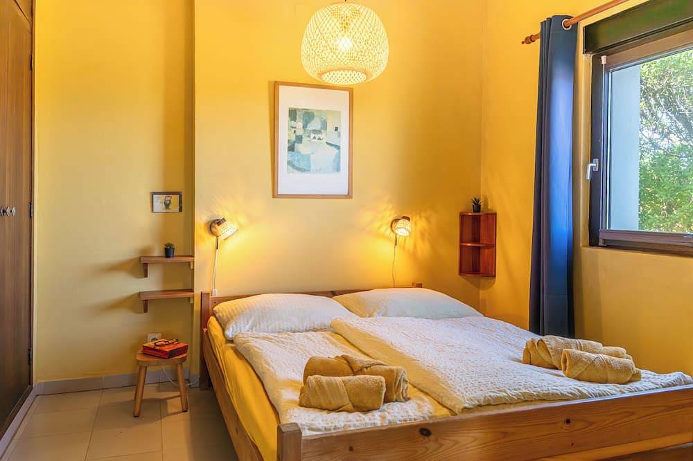 Ganze Wohnung, Strandhaus in Carrapateira mit einzigartigem Meerblick  Garten Natur pur  Ruhe in Bordeira, Naturpark Südwest-Alentejo und Costa Vicentina