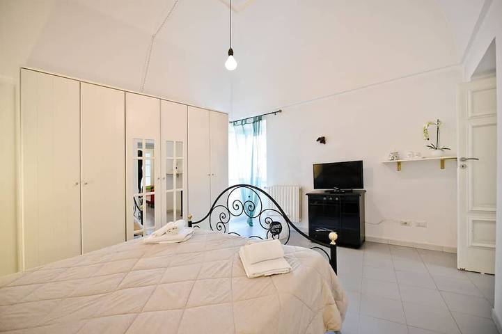 Appartement entier, Maison Typique Avec Étoiles Au Centre in Locorotondo, Province de Bari