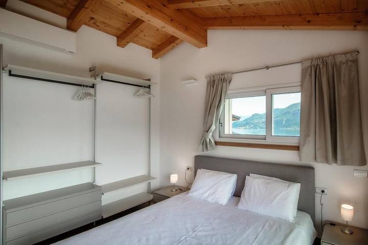 Villa pour 10 personnes, avec jacuzzi ainsi que piscine et jardin à Bellagio - 4