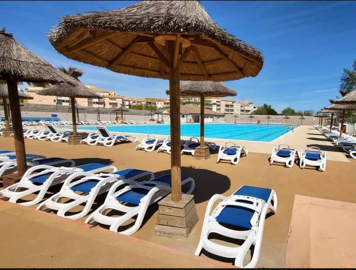 Camping pour 6 personnes, avec Terrasse ainsi que Jardin et Piscine dans Port Camargue