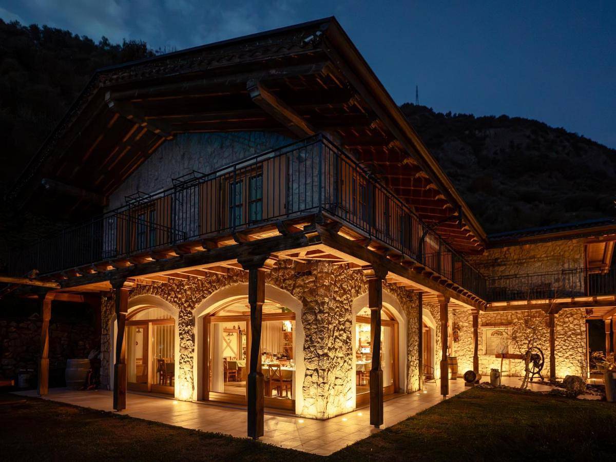 Agriturismo Maso le 4 stagioni in Arco, Prealpi Gardesane