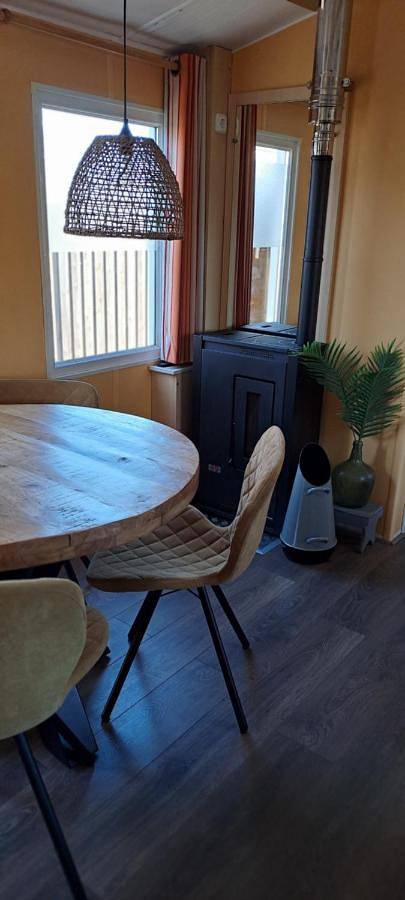 Ferienhaus für 4 Personen, mit Terrasse und Garten sowie Ausblick in Serooskerke - 4