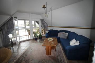 Ferienwohnung für 2 Personen, mit Garten und Balkon sowie Ausblick in Kappeln