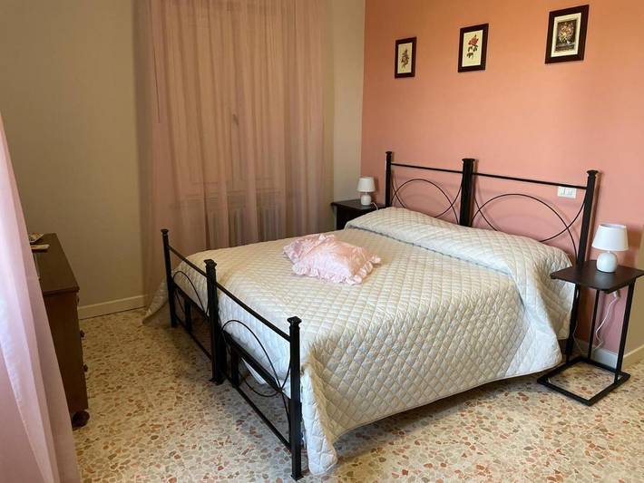 B&b per 3 persone, con giardino e balcone nonché panorama in Bevagna