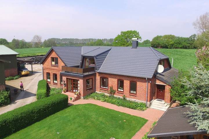 Bauernhof für 4 Personen, mit Garten in Boren