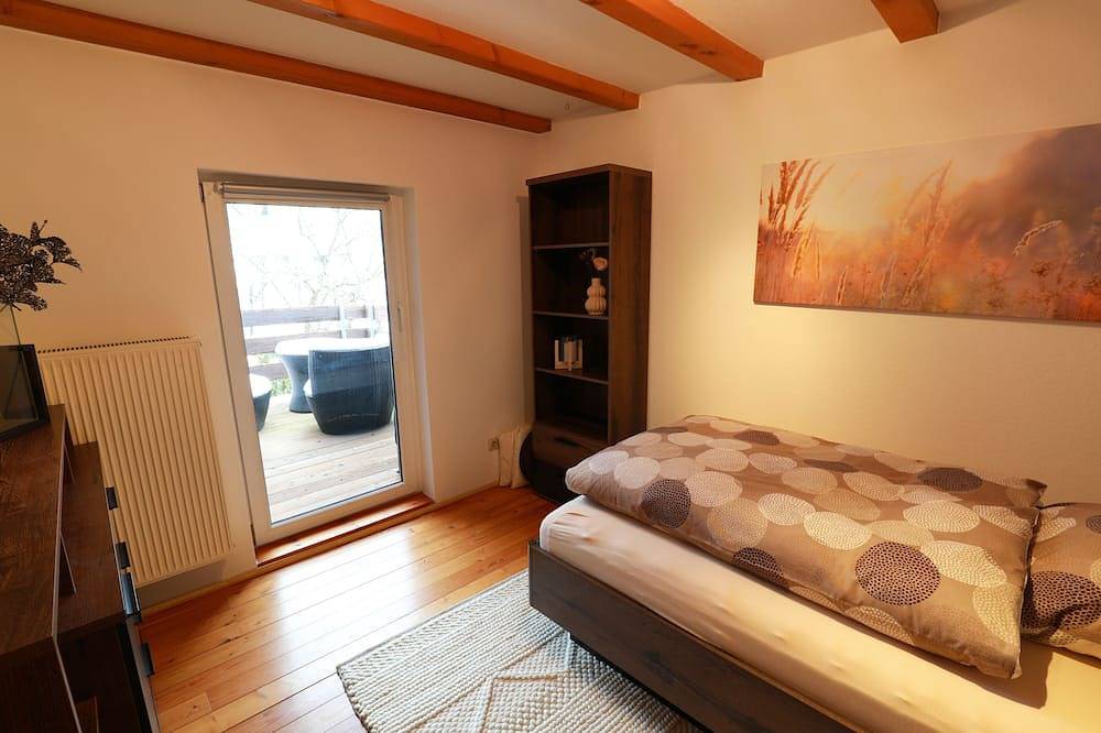 4 star holiday home \"Zum Weiher\" 160sqm in the heart of the Hunsrück-Hochwald National Park in Allenbach, Hunsrück