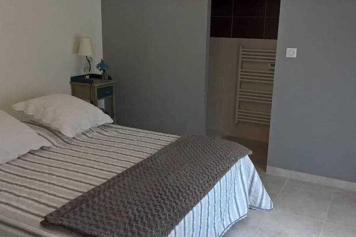 Location de vacances pour 4 personnes, avec terrasse et jardin à Roquemaure - 3