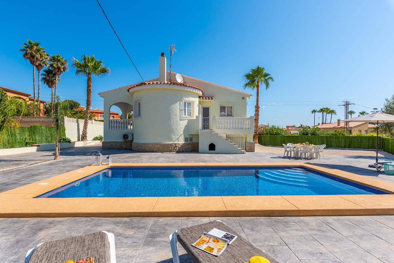 Villa Escriva - Plusholidays in Benicolada, Calpe