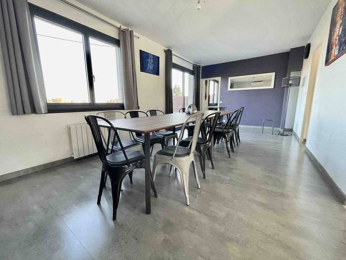 Gîte pour 12 personnes, avec jardin ainsi que jacuzzi et terrasse dans Saône-et-Loire - 3