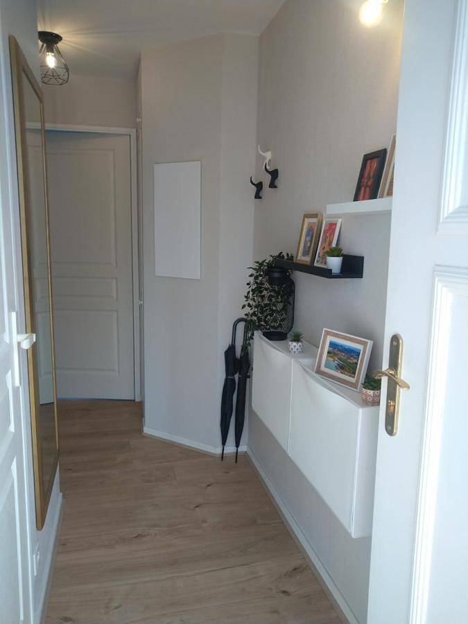 Gîte pour 4 personnes, avec vue sur le lac et vue ainsi que piscine et balcon à Marciac - 3