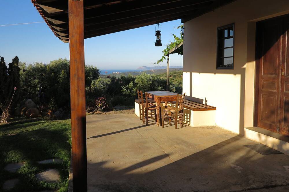 Amazing Country House With Stunning View in Chania und Umgebung
