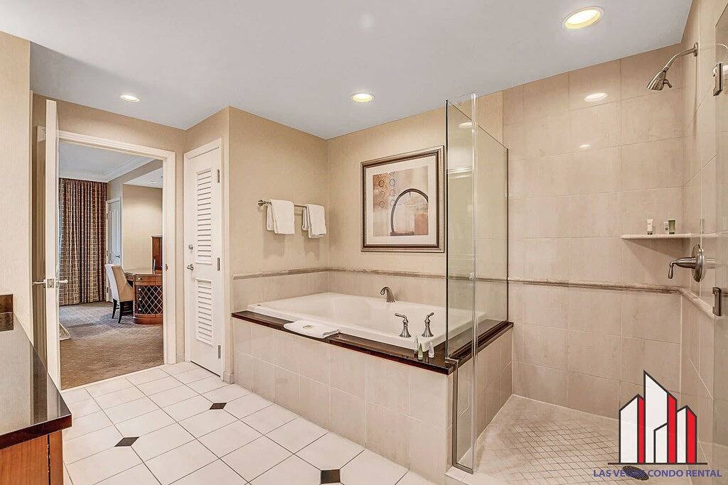 Ganze Wohnung, Mgm Signature-28-714 1Br 2-Bath Balcony Suite in Las Vegas Strip, Paradise