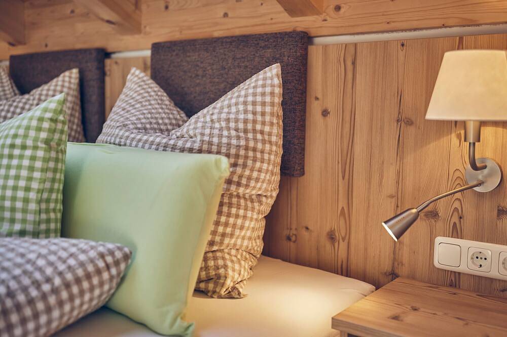 Ganze Wohnung, Ferienwohnung Linde, 85 qm, zwei Schlafzimmer und Balkon in Bad Aibling, Landkreis Rosenheim