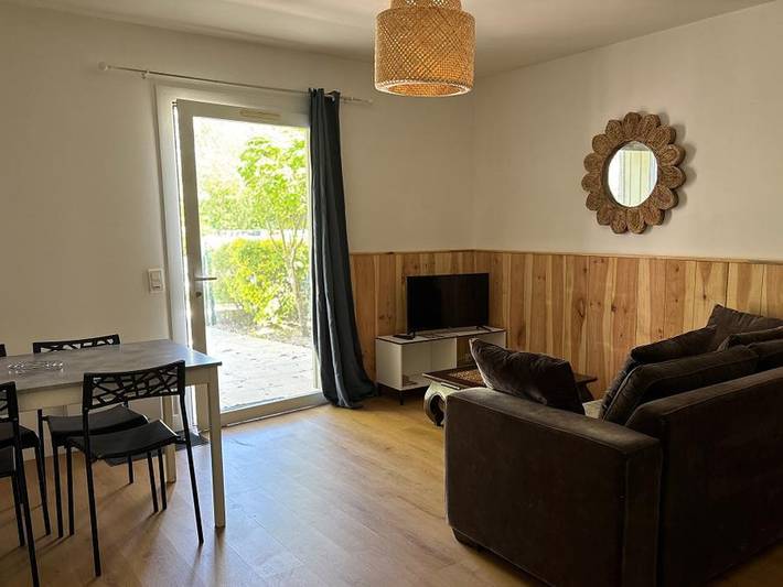 Camping pour 4 personnes, avec terrasse et bassin pour enfant, animaux acceptés à Saint-Hilaire-de-Riez - 2