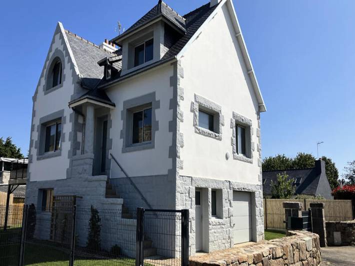 Location de vacances pour 10 personnes, avec jardin, adapté aux familles dans Plage Saint-Guirec - 4