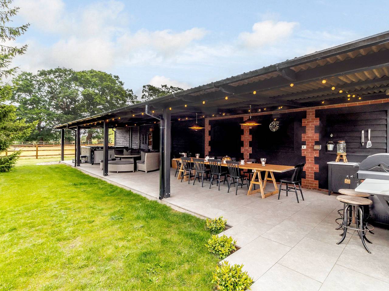 Walnut Tree Barn in Elveden Forest, Thetford Forest Park