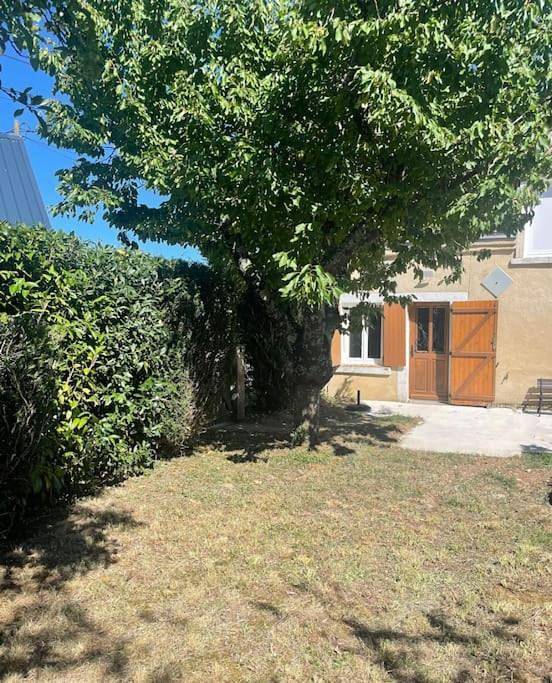Charmante maison à la campagne in Sainte-Fauste, Région d'Issoudun