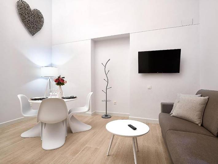 Apartamento vacacional entero, Palacio Jardines De Murillo Deluxe Apartments B.4 in Casco Antiguo, Sevilla
