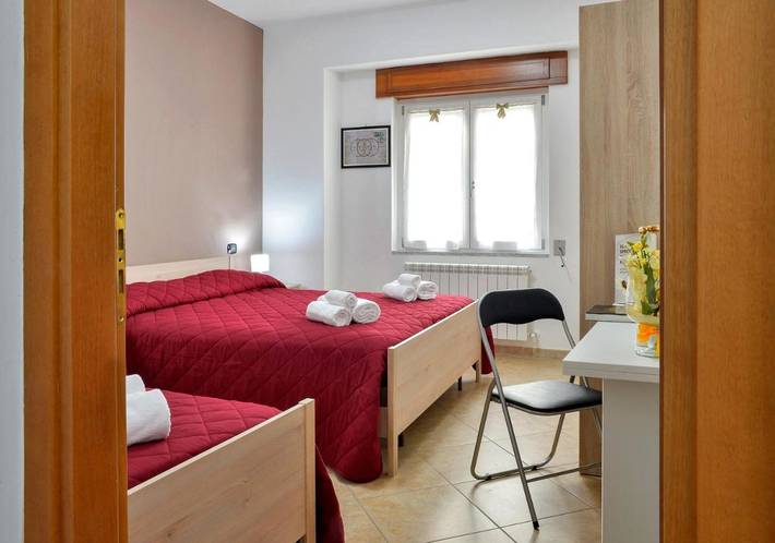 Chambre d’hôte pour 4 personnes, avec vue et terrasse