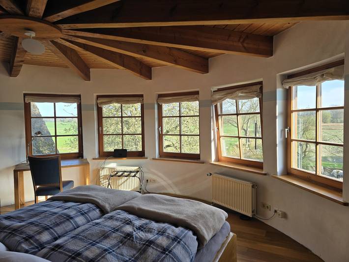 Ferienwohnung für 8 Personen, mit Terrasse und Garten in Neukirchen - 2