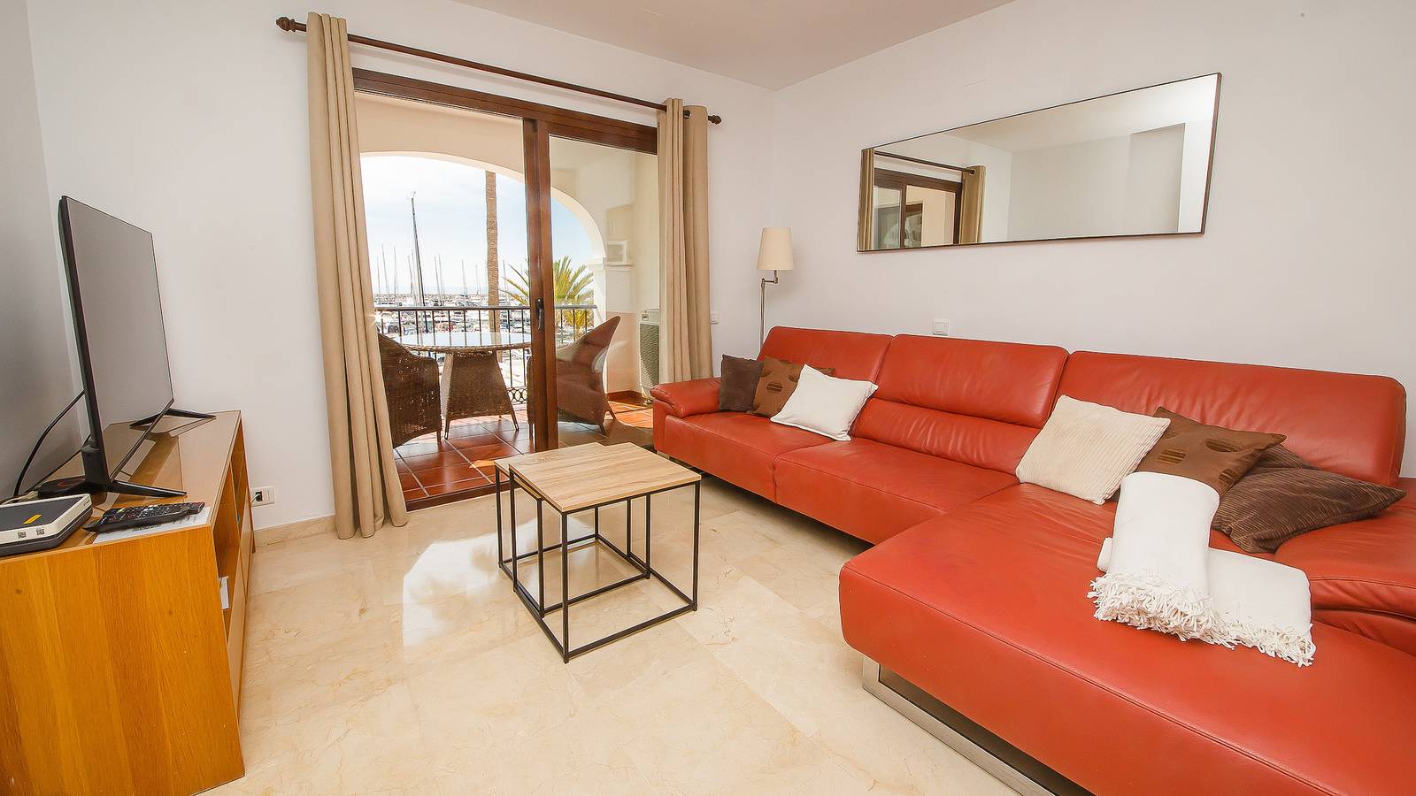 Entire apartment, Marina Apartments, 7.2.2 in Puerto de la Duquesa, Manilva