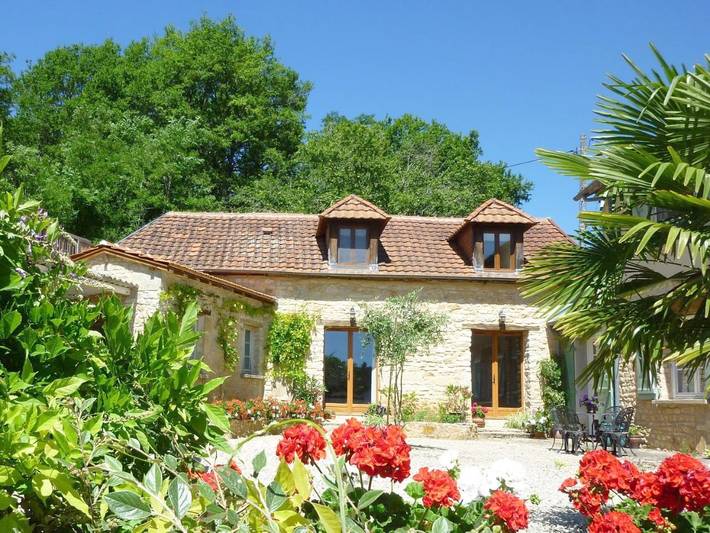 Maison de vacances pour 4 personnes, avec Balcon et Terrasse ainsi que Jardin et Vue à Hautefort