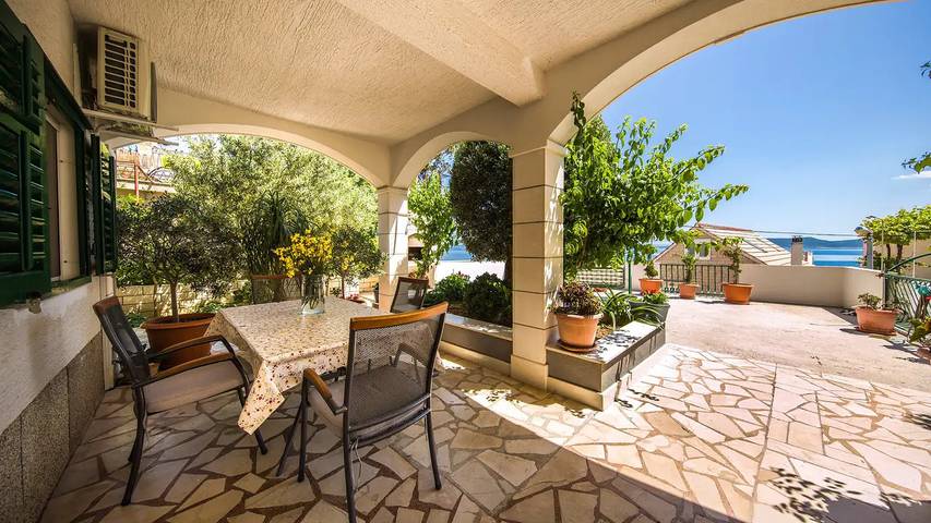 Apartament wakacyjny dla 4 osób, z taras w Pisak