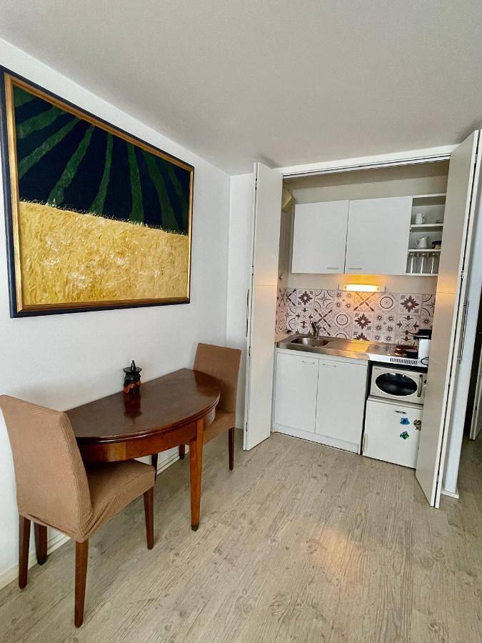 Gîte pour 2 personnes, avec terrasse dans Office De Tourisme De Saint Jean De Luz - 2