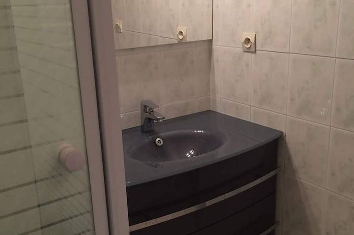 Location de vacances pour 4 personnes, avec jardin ainsi que piscine et terrasse à Le Crès - 3