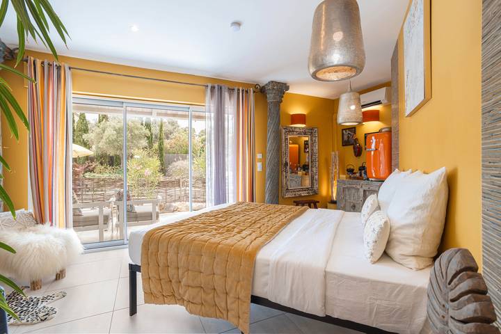 Chambre pour 2 personnes, avec jardin et jacuzzi à Perpignan