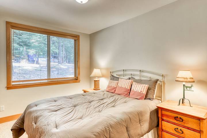 Vacation house for 8 people, with balcony by Lake Tahoe