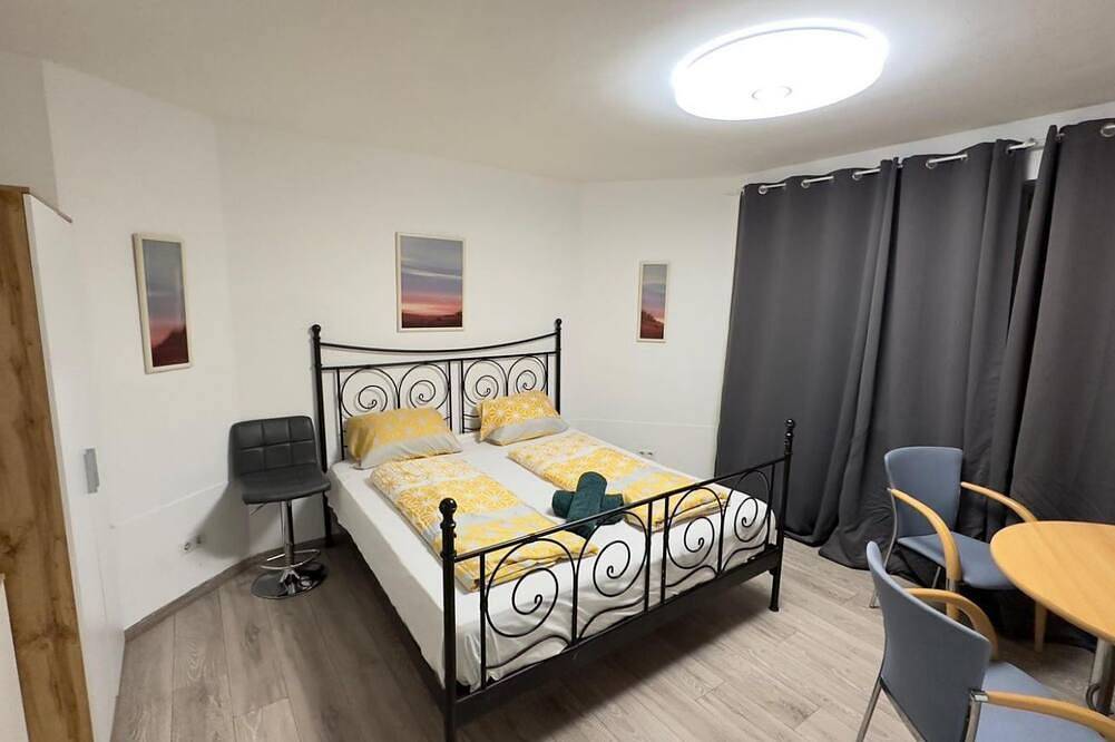 Serene Garden Villa | Ideal for Group Retreats in Floridsdorf, Wien