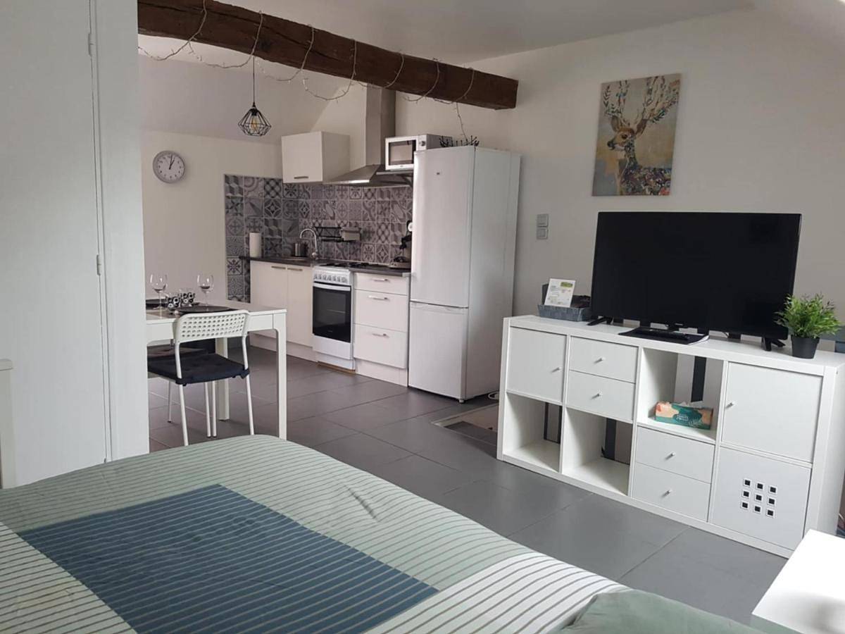 Appartement entier, Grand studio centre historique Sancerre in Sancerre, Région de Bourges