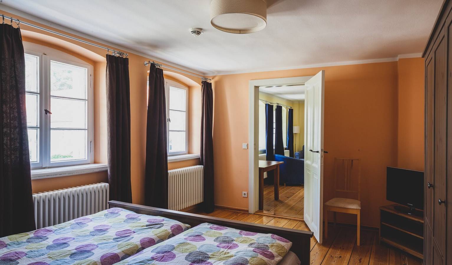 Apartamento entero, Apartamento vacacional "Jagdschloss Grunewald" con jardín comunitario y wifi in Berlin Dahlem, Berlín