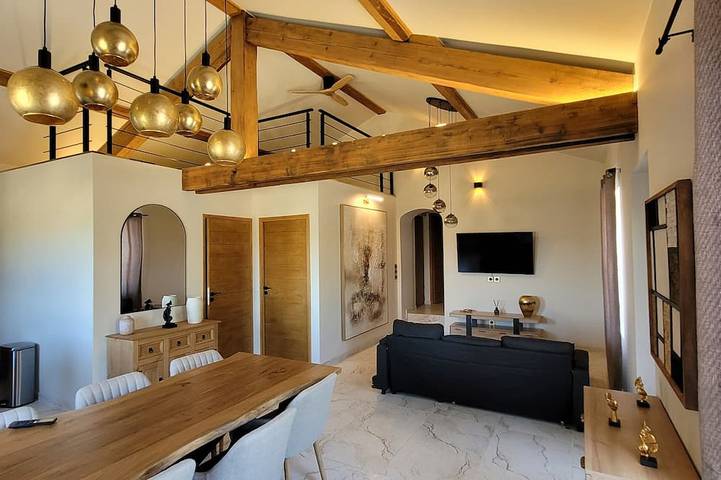 Location de vacances pour 6 personnes, avec jardin, animaux acceptés à Saint-Marcel-lès-Annonay