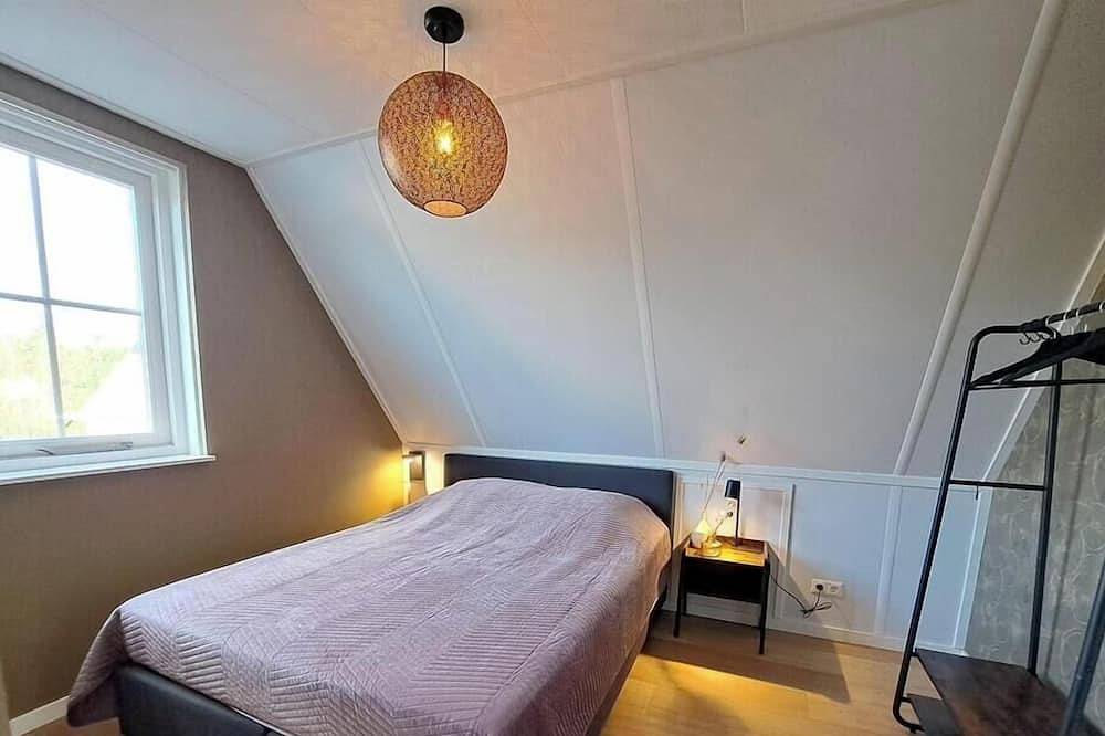 Wellness house directly at Drents-Friese Wold in Drenthe