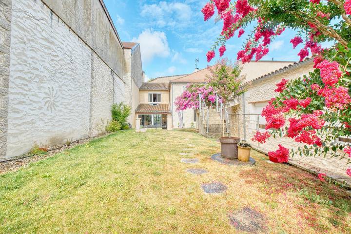 Pension voor 2 personen, met tuin in de Dordogne