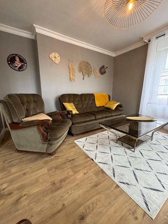 Appartement entier, Apartment - Split Level in Sainte-Mère-Église, Région de Cherbourg