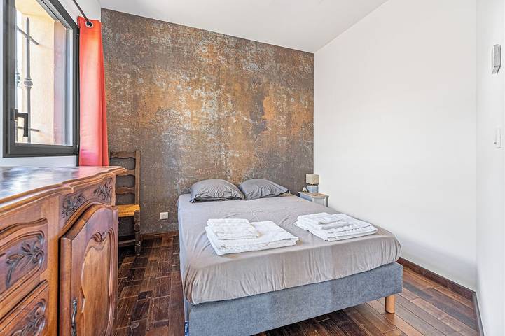 Location de vacances pour 12 personnes, avec jardin et terrasse dans Office De Tourisme De Rayol Canadel - 2