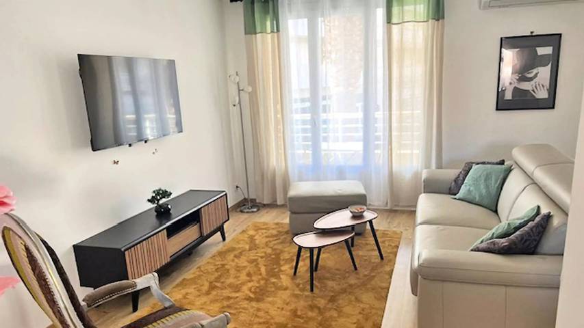 Gîte pour 5 personnes, avec terrasse, animaux acceptés dans Casino De Sainte Maxime - 3