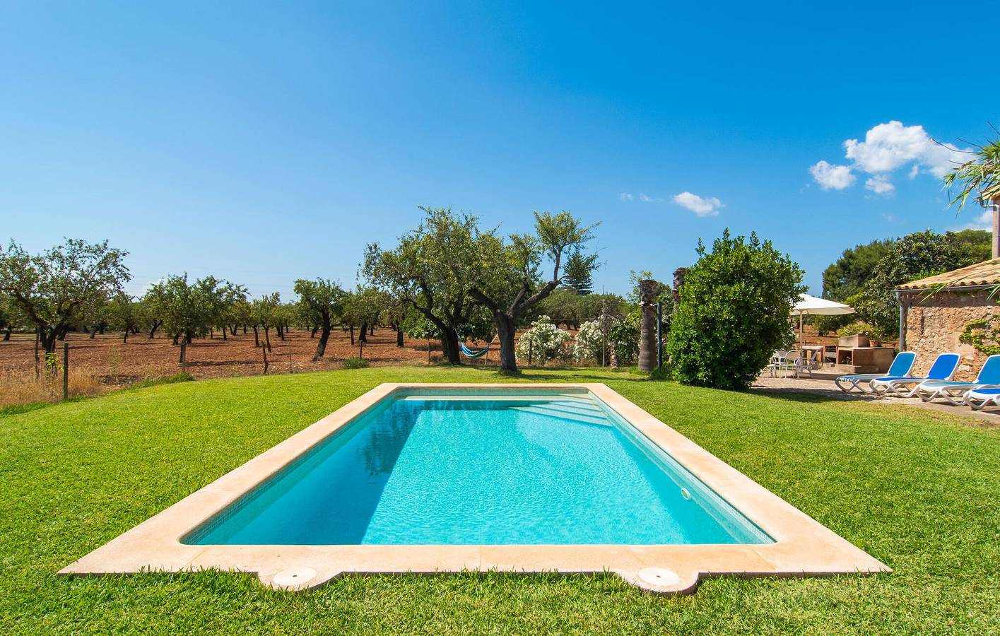 Cosy Apartment with Pool and BBQ, Near Sa Garriga in Palma, West Majorca