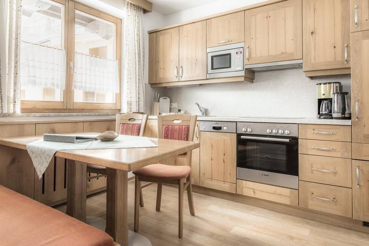 Ganze Ferienwohnung, Appartement "Sonnenblumenfeld" in Hohe Tauern, Dorfgastein